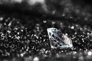 钻石回收机构中钻石价格一般是如何估价的