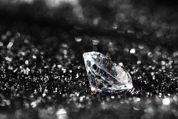钻石品牌对它的回收价格有没有影响