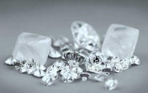 同克拉钻石回收，价格和保值率相差甚远