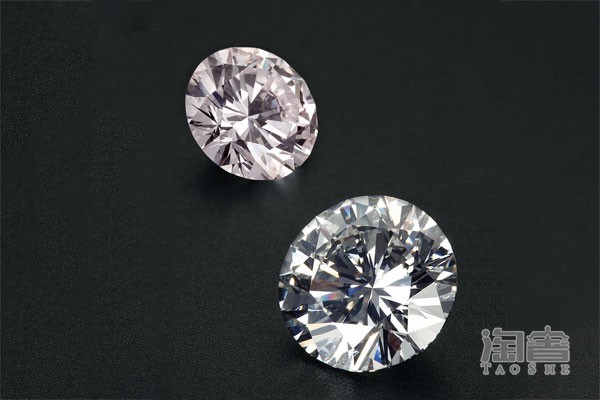 大牌钻戒回收价格高还是优质钻石回收价格高？