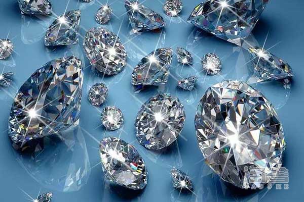 是不是钻石的克拉数越大，二手变现价格越高？