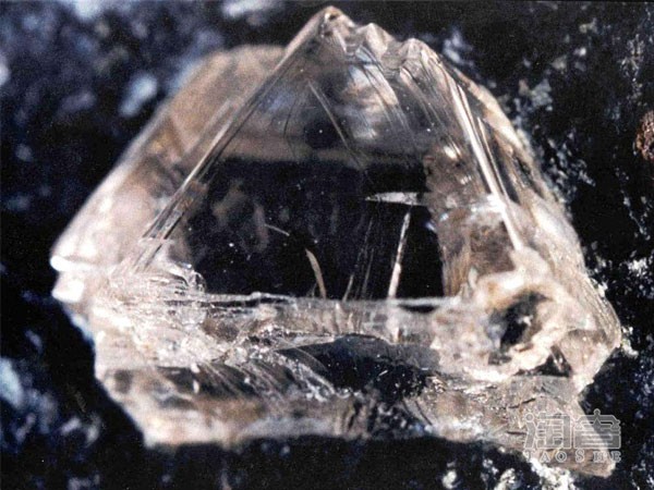 天然钻石最初形状图